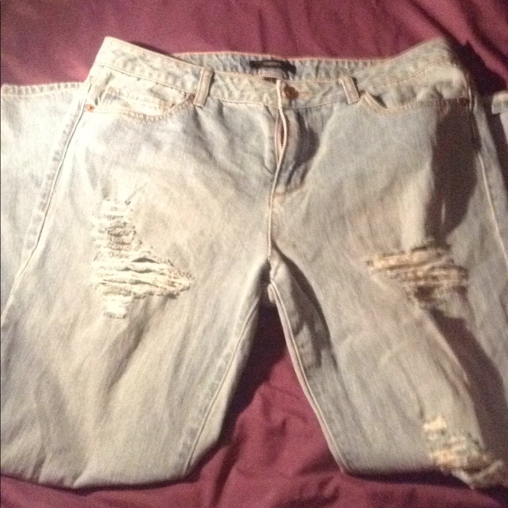 Forever 21 boyfriend jeans